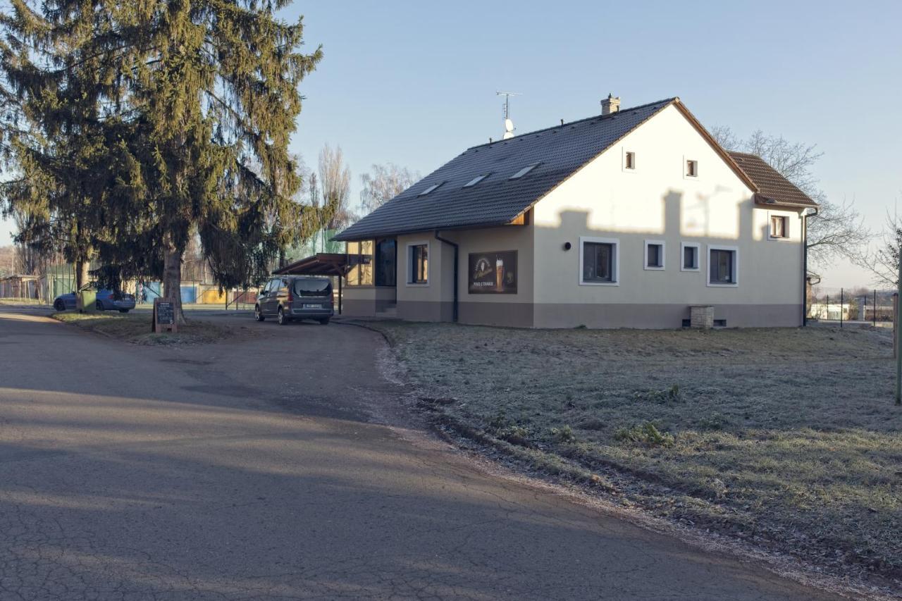 Penzion&Pizzerie U Massima Vyskov Exterior photo